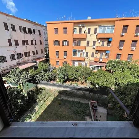 Vicino Il Centro דירה